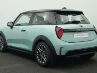 Usado Mini Cooper 156 HP (114 kW) 2024 Verde Citadino