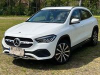 Gebraucht Mercedes GLA200 Progressive 163 PS (119 kW) 2020 Weiß SUV