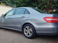 Gebraucht Mercedes E200 Avantgarde 136 PS (100 kW) 2011 Grau Limousine