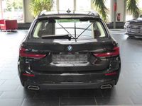 gebraucht BMW 520 d xDrive Touring Aut. 8-fach Navi PDC LED