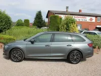 Gebraucht Skoda Octavia Clever 150 PS (110 kW) 2022 Grau Kombi