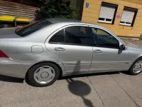 Gebraucht Mercedes C200 Avantgarde 163 PS (119 kW) 2000 Silber Limousine