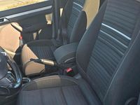 Gebraucht VW Touran 140 PS (102 kW) 2014 Weiß Van / Kleinbus