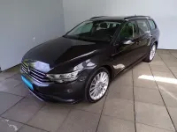 Gebraucht VW Passat Basis 150 PS (110 kW) 2021 Grau Kombi