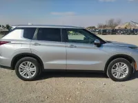 Gebraucht Mitsubishi Outlander 181 PS (133 kW) 2022 Silber SUV