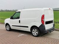 Gebraucht Fiat Doblò 90 PS (66 kW) 2014 Weiß Van / Kleinbus