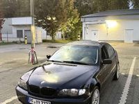 Gebraucht BMW 318 Lifestyle 143 PS (105 kW) 2004 Schwarz Limousine