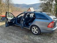 Gebraucht Mercedes 220 150 PS (110 kW) 2006 Blau Limousine