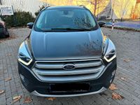 Gebraucht Ford Kuga 150 PS (110 kW) 2018 Grau SUV