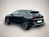 Neu VW T-Roc Life 150 PS (110 kW) 2026 Grenadillschwarz SUV