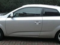Gebraucht Kia Ceed 126 PS (92 kW) 2008 Silber Kleinwagen