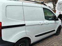 Gebraucht Ford Courier 75 PS (55 kW) 2015 Weiß Van / Kleinbus