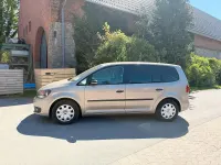 Usata VW Touran Trendline 105 CV (77 kW) 2015 Beige Monovolume