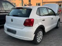 Gebraucht VW Polo 75 PS (55 kW) 2013 Weiß Kleinwagen