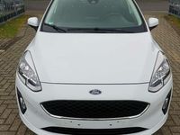 Gebraucht Ford Fiesta 101 PS (74 kW) 2020 Frostweiß Kleinwagen