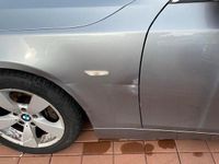 Gebraucht BMW 530 258 PS (189 kW) 2005 Grau Kombi