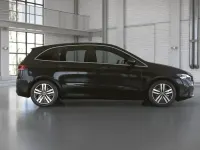 Gebraucht Mercedes B200 Progressive 163 PS (119 kW) 2020 Metalliclack kosmosschwarz Van / Kleinbus