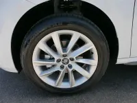 Neu Skoda Kamiq Premium Edition 150 PS (110 kW) 2025 Moonweiß perleffekt SUV