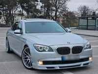 Gebraucht BMW 730 245 PS (180 kW) 2009 Silber Limousine