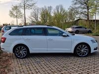 gebraucht Skoda Octavia 2,0TDI 4x4,L&K,DSG,KAM,1HAND,CANTON