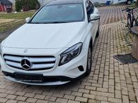 Gebraucht Mercedes GLA200 136 PS (100 kW) 2014 Weiß SUV