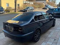 Gebraucht BMW 320 M Performance 150 PS (110 kW) 1999 Blau Limousine