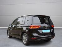 Gebraucht VW Touran Highline 150 PS (110 kW) 2025 Schwarz Van / Kleinbus