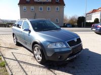 Gebraucht Skoda Octavia Scout Scout 4x4 150 PS (110 kW) 2008 Satin grau mettalic Kombi