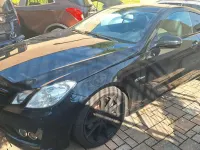 Gebraucht Mercedes E500 AMG 387 PS (284 kW) 2010 Schwarz Coupé