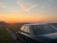 Gebraucht Mercedes E230 136 PS (100 kW) 1989 Blau Limousine