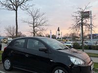 Gebraucht Mitsubishi Space Star 72 PS (52 kW) 2016 Schwarz Kleinwagen