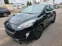 Gebraucht Ford Fiesta 101 PS (74 kW) 2018 Schwarz Kleinwagen