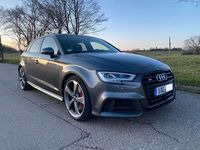 Gebraucht Audi S3 Ambiente 310 PS (228 kW) 2018 Grau Limousine
