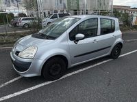 Second-hand Renault Modus Dynamique 75 CP (55 kW) 2012 Argintiu Monovolum