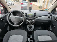 Gebraucht Hyundai i10 67 PS (49 kW) 2009 Rot Kleinwagen