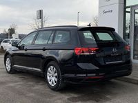 Gebraucht VW Passat 150 PS (110 kW) 2022 Schwarz Kombi