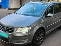 gebraucht VW Touran Automatik 5-Sitzer