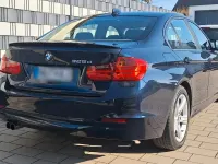 Gebraucht BMW 325 Sport Line 218 PS (160 kW) 2014 Blau Limousine