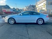 Gebraucht BMW 645 333 PS (244 kW) 2004 Silber Coupé