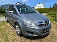 Gebraucht Opel Zafira Innovation 140 PS (102 kW) 2008 Silber Van / Kleinbus