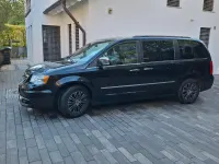 Gebraucht Lancia Voyager S 177 PS (130 kW) 2015 Schwarz Van / Kleinbus