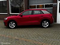 Gebraucht Audi Q2 Sport 150 PS (110 kW) 2016 Rot SUV