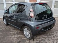 Gebraucht Citroën C1 Tendance 68 PS (50 kW) 2012 Grau Kleinwagen