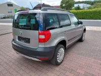 Używany Skoda Yeti Plus Edition 110 KM (80 kW) 2012 Beżowy SUV