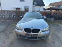 Gebraucht BMW 523 176 PS (129 kW) 2007 Grau Kombi