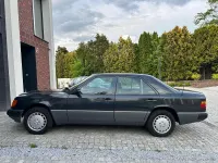 Używany Mercedes E300 1990 Szary Sedan/Limuzyna