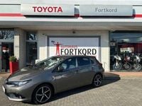 Gebraucht Toyota Auris Team 117 PS (86 kW) 2019 Magan grau bronze metallic Kleinwagen