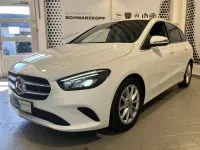 Gebraucht Mercedes B200 Progressive 163 PS (119 kW) 2022 Weiß Kleinwagen