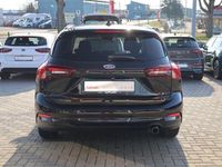 Gebraucht Ford Focus 120 PS (88 kW) 2023 Schwarz Kombi