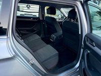 Gebraucht VW Passat Business 200 PS (147 kW) 2021 Silber Kombi